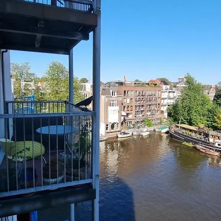 Stunning With Canal View Centre *